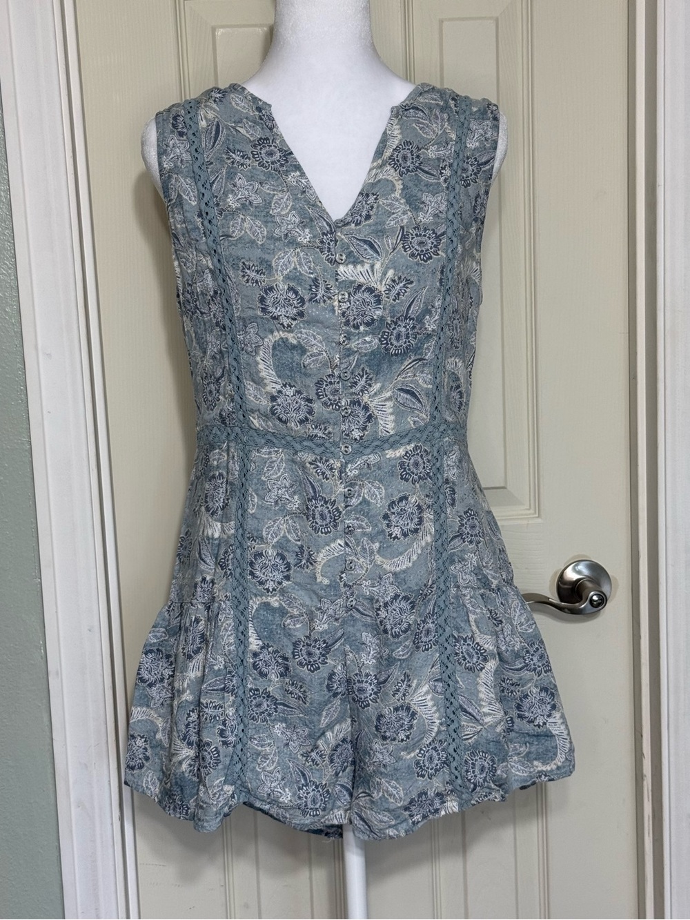 Vintage Amuse Society Women’s Large Vintage Romper